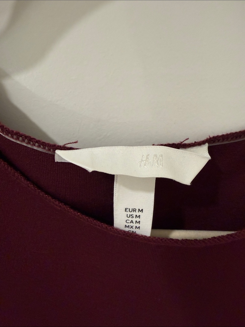 H&M Interlock Sleeveless Peplum Top in Deep Wine - Picture 4 of 5